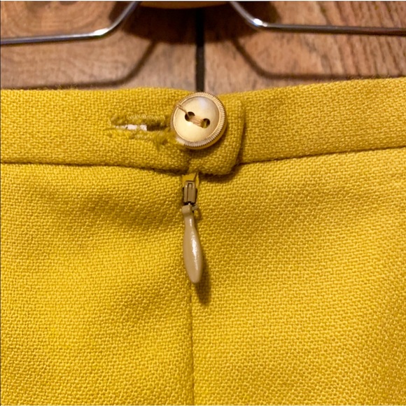 HARVÉ BENARD | Women’s Yellow Pencil Skirt - Picture 4 of 5